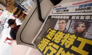 'Kẻ phản bội' Snowden 'cố thủ' ở Hong Kong
