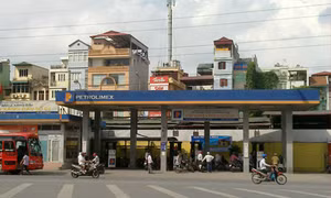 Đồng loạt kiểm tra các cây xăng ở Hà Nội