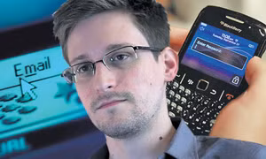 Snowden lại tung ‘bom’ tin mật