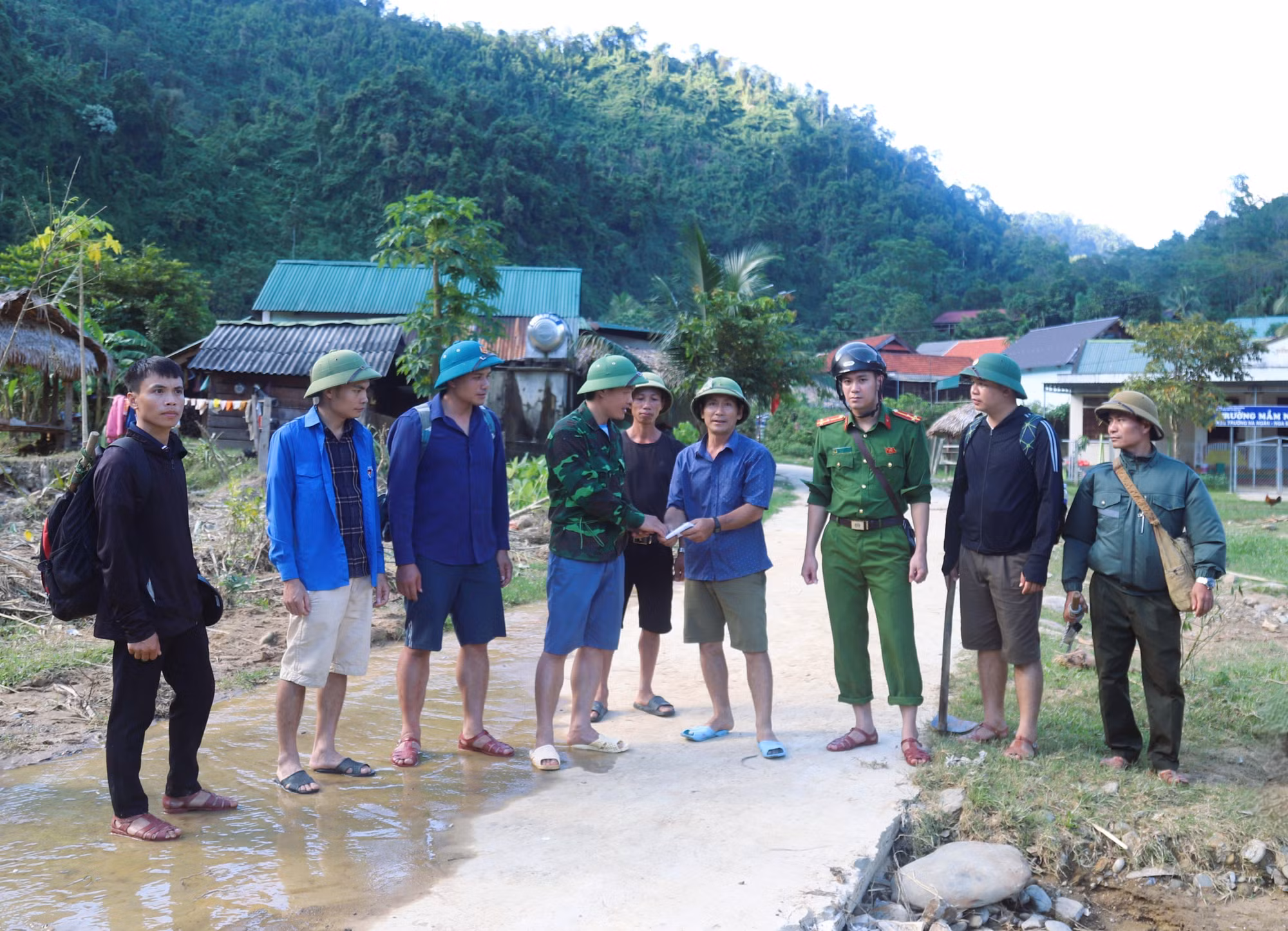sat-lo11-61025.jpg