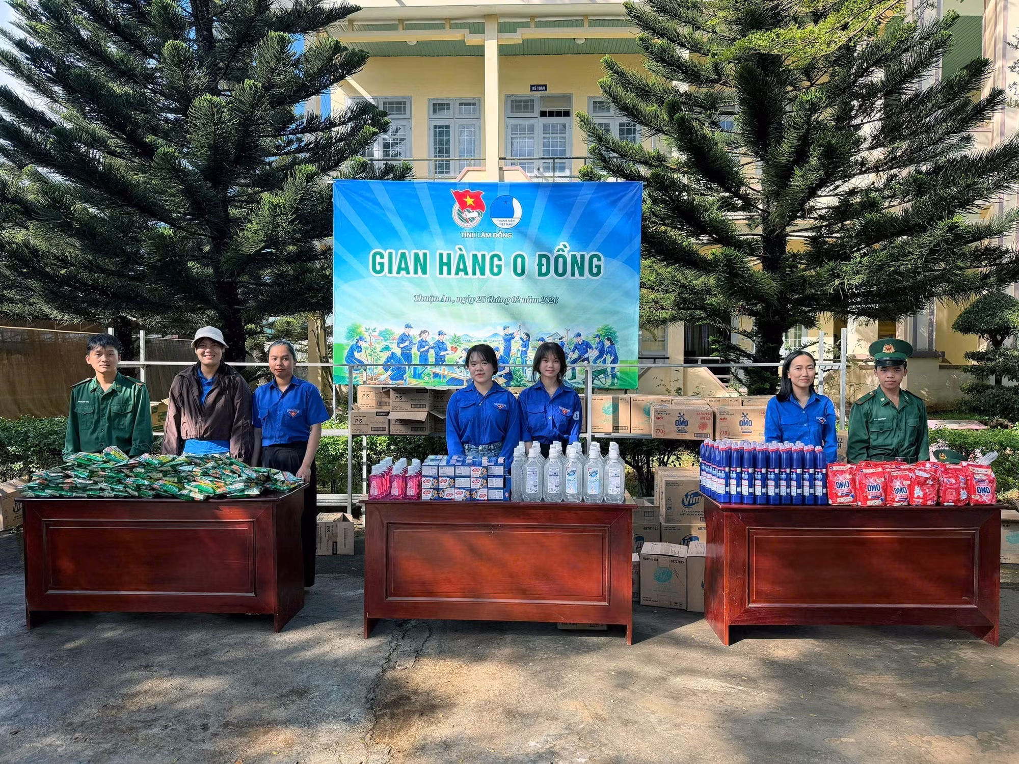 Tỉnh Đoàn Lâm Đồng tổ chức nhiều chương trình thiết thực hỗ trợ vùng biên. Ảnh: TTXVN phát