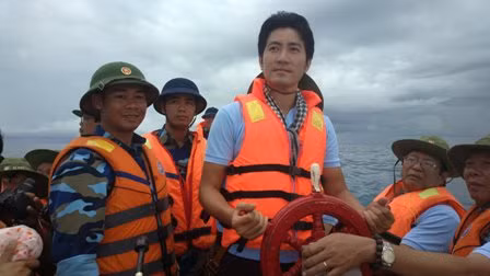 Ca sỹ Nguyễn Phi Hùng: Những kỉ niệm khó quên ở Trường Sa ảnh 2