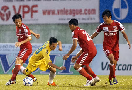 B.Bình Dương đi vào lịch sử V-League ảnh 1