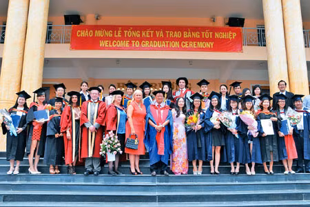 Đại học Ngân hàng TP Hồ Chí Minh xét tuyển chương trình cử nhân quốc tế ảnh 1