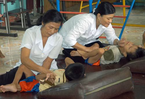 Chiến tranh phi nghĩa và hậu quả nặng nề từ chất độc da cam/điôxin ảnh 2
