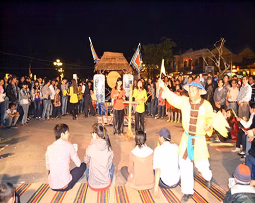 Bài chòi trên đường thành di sản thế giới - Bài cuối: Những giá trị văn hóa cần lưu giữ ảnh 1