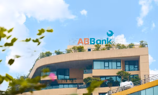 ABBank tăng trưởng ấn tượng 9 tháng đầu năm, đẩy mạnh chuyển đổi số