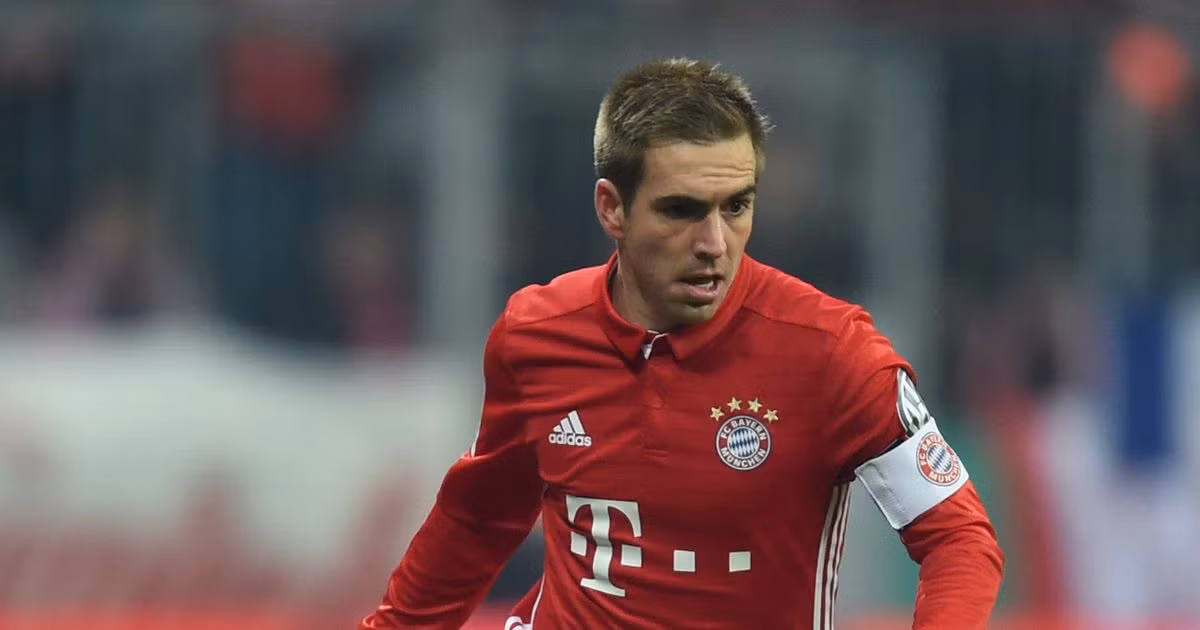 Philipp Lahm sẽ chấm dứt sự nghiệp cầu thủ vào cuối mùa này ảnh 1