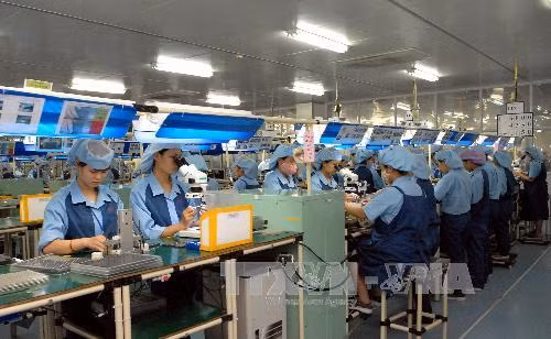 Công nhân Thủ đô bắt tay vào sản xuất ngay những ngày đầu năm mới ảnh 1