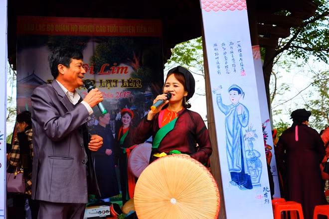 Nghe câu quan họ trao duyên tại Hội Lim 2017 ảnh 4