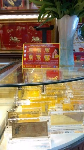 Nhiều 'chiêu' hút khách ngày vía Thần Tài ảnh 8