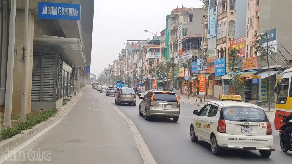 Trải nghiệm du Xuân bằng xe buýt nhanh BRT ảnh 11