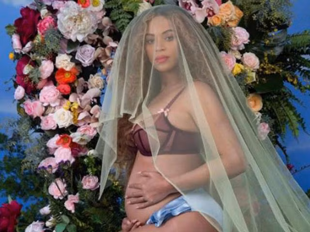 Thông báo mang song thai của Beyonce 'gây bão' mạng xã hội ảnh 1