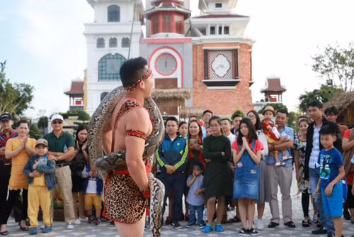 Rỉ tai điểm vui xuân 'hot' nhất Đà Nẵng tại Asia Park ảnh 2