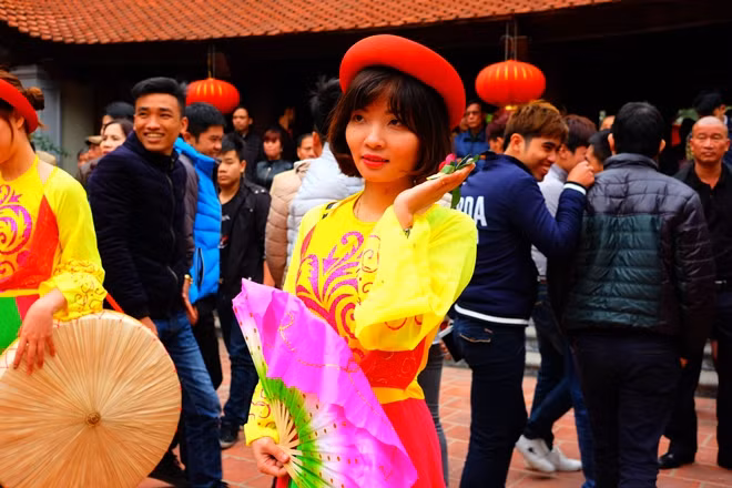 Đến Hội Lim, ngắm liền anh, liền chị náo nức... “seo phi” ảnh 5