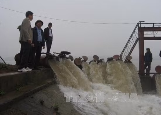Có thể rút ngắn thời gian lấy nước đợt 3 cho vụ đông xuân ảnh 1