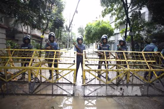 Bangladesh tiếp tục truy quét các phần tử cực đoan ảnh 1