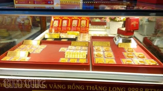 Nhiều 'chiêu' hút khách ngày vía Thần Tài ảnh 7
