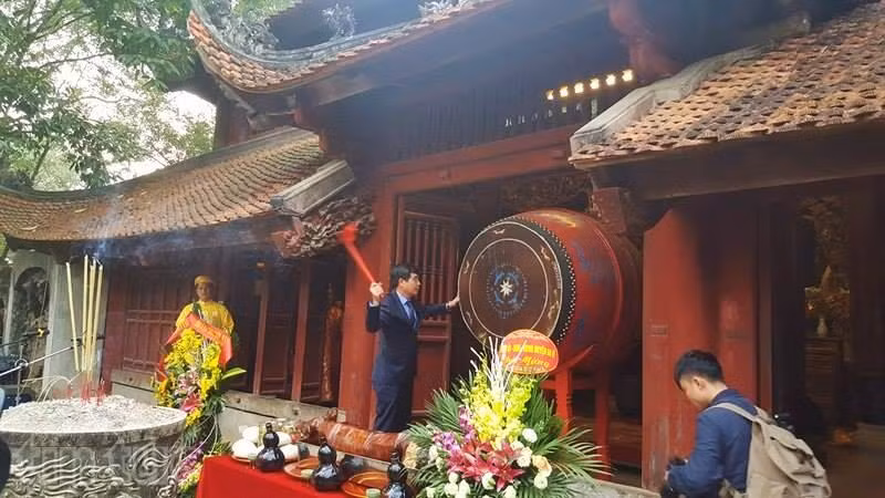 Hội Gióng đền Sóc – Lưu giữ nhiều nét đẹp văn hóa truyền thống ảnh 2