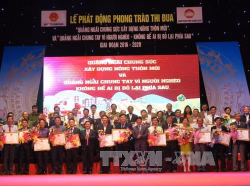 Xã miền núi đầu tiên của Quảng Ngãi đạt chuẩn nông thôn mới ảnh 1