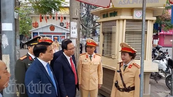 Chốt trực tại 361 điểm nóng giao thông để xử lý nhanh ùn tắc, tai nạn ảnh 6