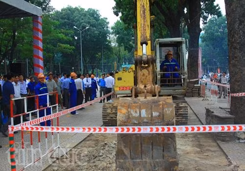 Khởi công hai cầu vượt giảm tải kẹt xe sân bay Tân Sơn Nhất ảnh 6