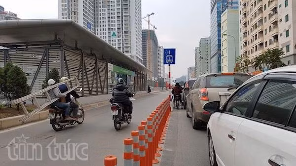 Xử lý nghiêm phương tiện lấn làn buýt nhanh ảnh 1