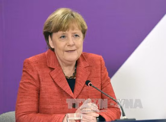 Liên đảng CDU và CSU chọn bà Merkel là ứng cử viên Thủ tướng ảnh 1