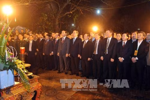 Nhộn nhịp Lễ khai ấn Đền Trần Nam Định 2015 ảnh 2