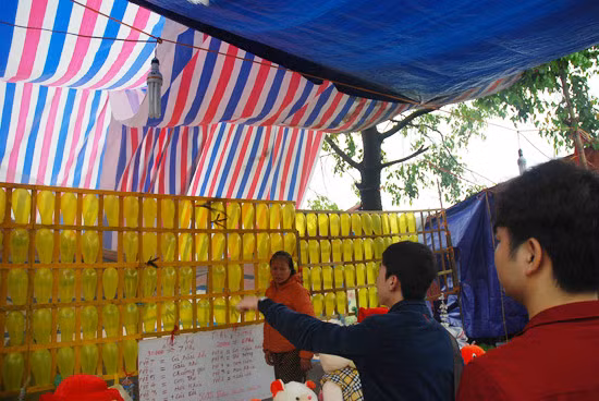 Hội Lim hay… hội chợ? ảnh 12