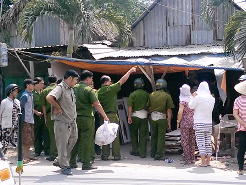 Nghi án người đàn ông chết trong xưởng gỗ ảnh 1
