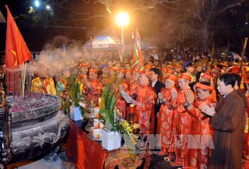 Nhộn nhịp Lễ khai ấn Đền Trần Nam Định 2015 ảnh 1