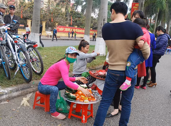 Hội Lim hay… hội chợ? ảnh 5