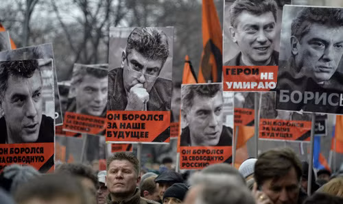 Tuần hành rầm rộ tưởng nhớ ông Nemtsov ở Moskva ảnh 1