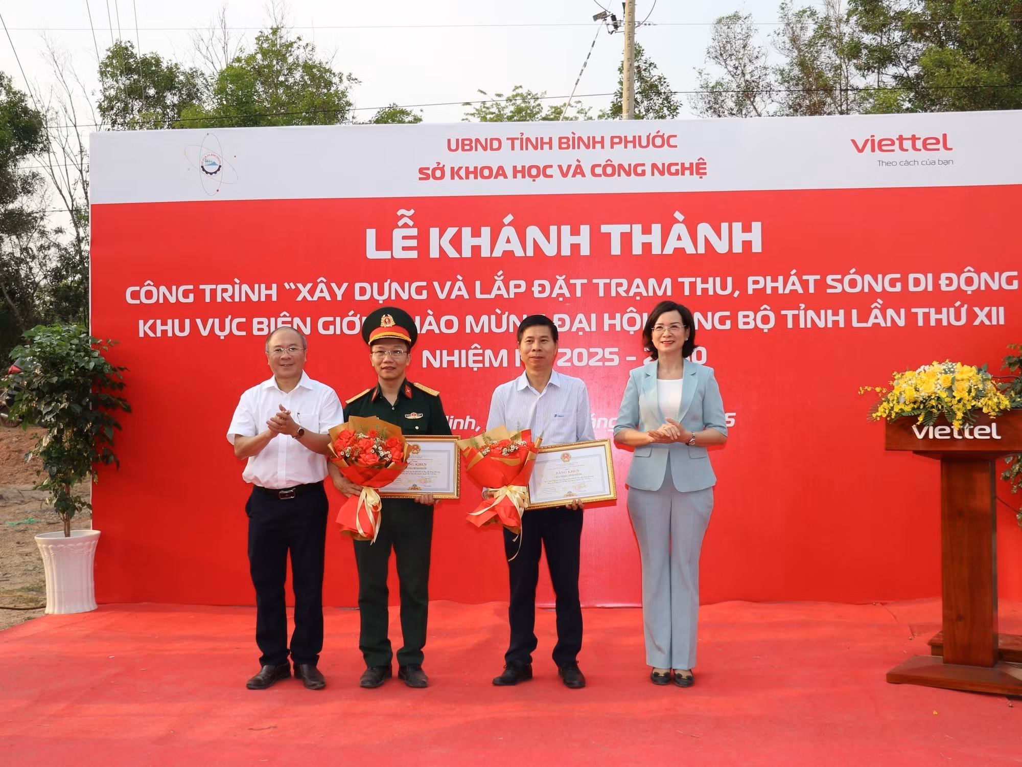 potal-binh-phuoc-khanh-thanh-cac-tram-thu-phat-song-di-dong-khu-vuc-bien-gioi-7924235-1.jpg
