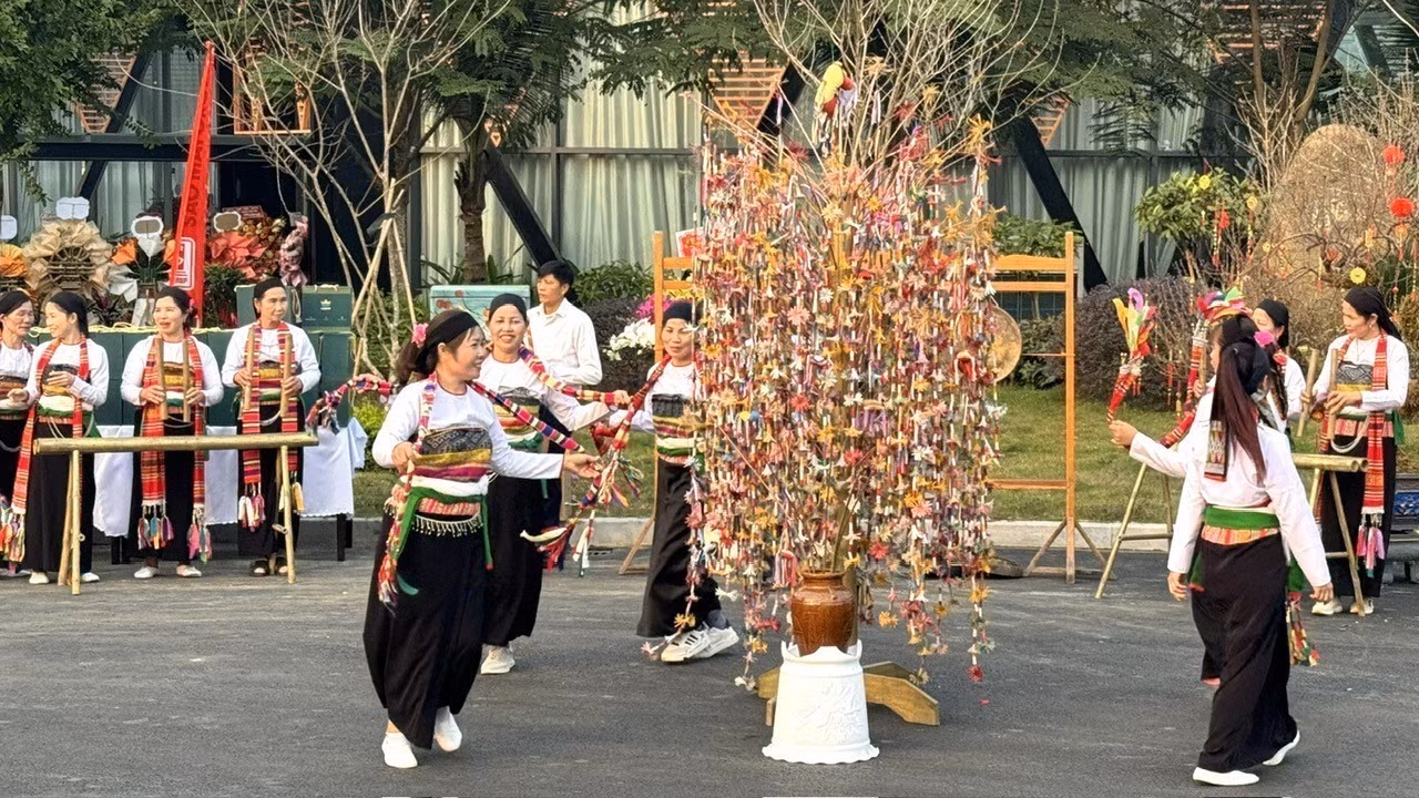potal-thanh-hoa-khai-truong-khu-du-lich-nghi-duong-sinh-thai-gan-1500-ty-dong-7815856.jpg