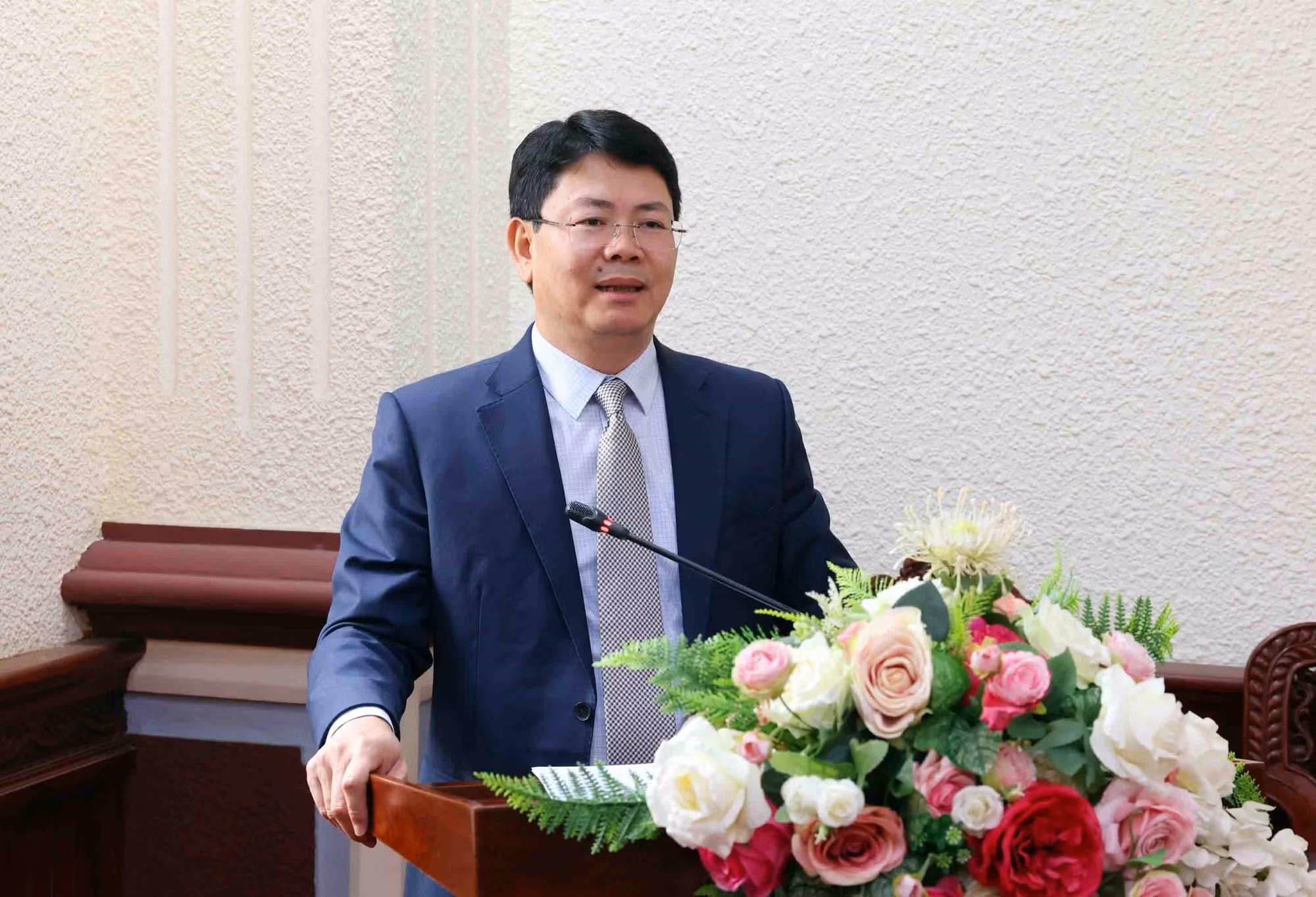 potal-cuc-pho-bien-giao-duc-phap-luat-bo-tu-phap-va-cuc-bao-chi-cuc-thong-tin-doi-ngoai-bo-thong-tin-va-truyen-thong-ky-ket-phoi-hop-cong-tac-7267202.jpg