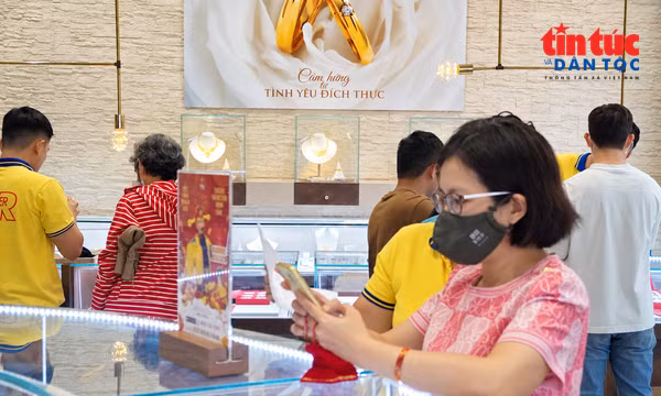  Giá vàng sáng 25/9: SJC bán ra 144,4 triệu đồng/lượng