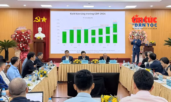 Doanh nghiệp tái cấu trúc để thích ứng với biến động thị trường