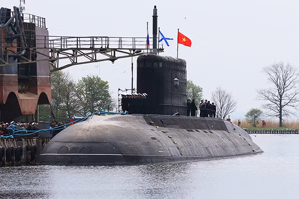 Nga giao tàu ngầm 'hố đen' cho Việt Nam vào tháng 11 ảnh 1