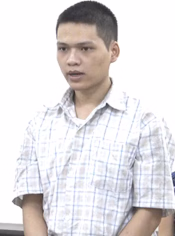 Dùng súng, mìn giả cướp tiệm vàng, lĩnh 7 năm tù ảnh 1