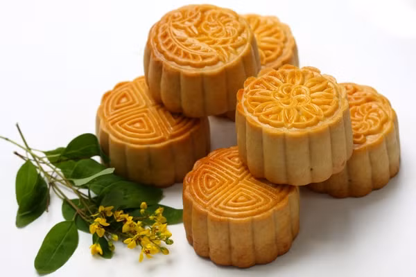 Trung Quốc cấm dùng tiền công mua bánh Trung thu ảnh 2