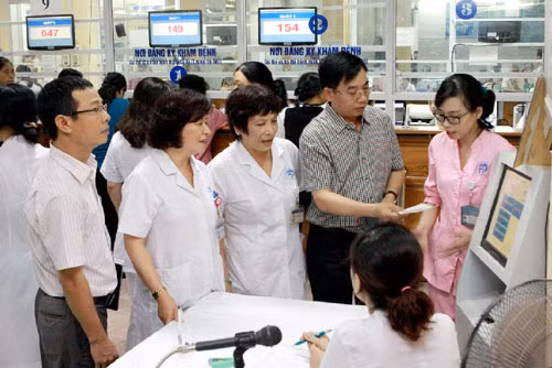 Chất lượng dịch vụ chưa tăng cùng viện phí ảnh 1