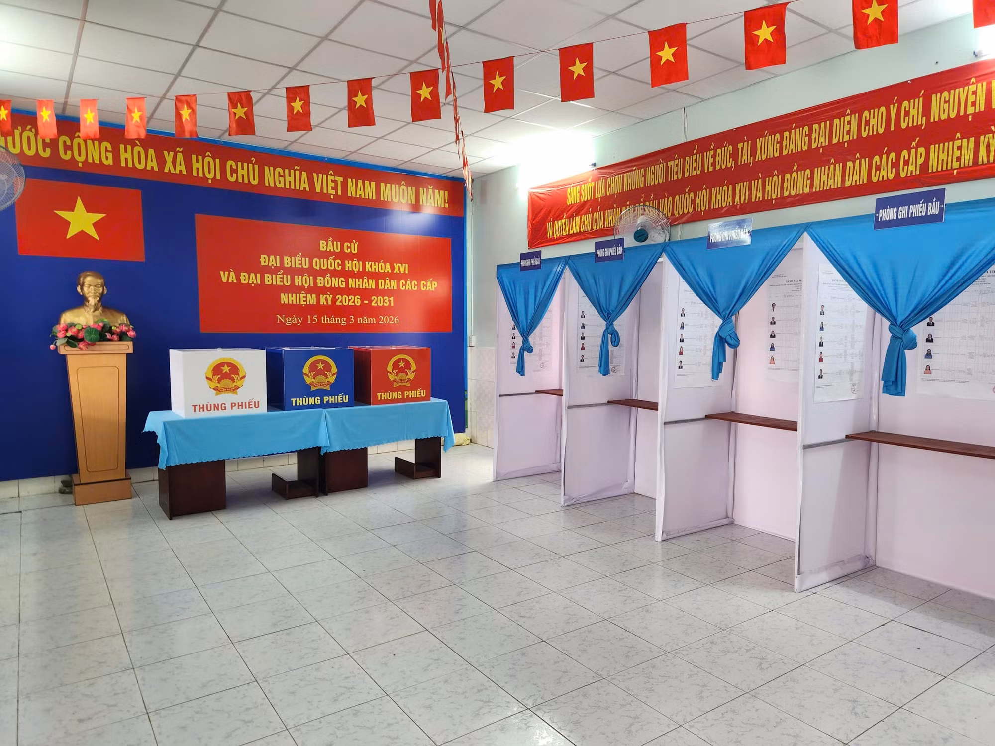 Sẵn sàng cho ngày hội bầu cử tại TP Hồ Chí Minh