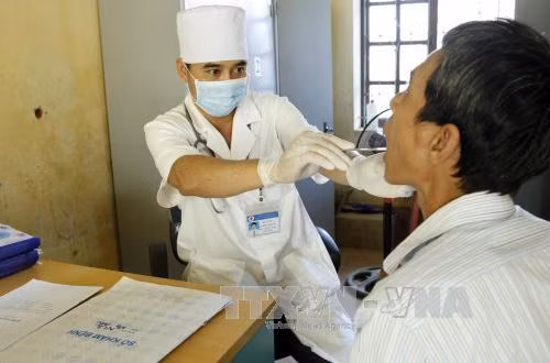 Duy trì điều trị ARV - Bài 3: Điều trị ngay khi được chẩn đoán nhiễm HIV ảnh 1