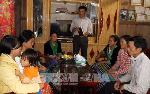 Công tác xây dựng Đảng tại điểm 'nóng': Bài 1 - Nỗ lực xóa bản 'trắng' chi bộ người Mông theo đạo ảnh 1