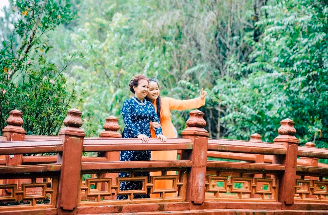 Kyo York và nhiều ca sĩ gây xúc động với các ca khúc hát tặng mẹ ảnh 2