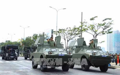 Thủ tướng dự Lễ xuất quân và diễn tập phương án chống khủng bố, bảo vệ APEC 2017 ảnh 3