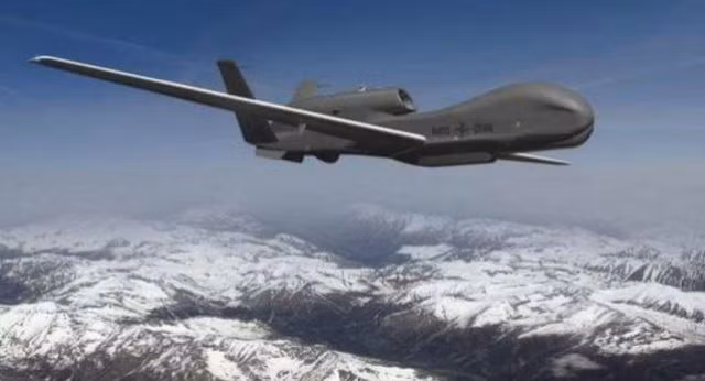 Hàn Quốc mua 4 ‘ác điểu’ Global Hawk Mỹ theo dõi tên lửa Triều Tiên ảnh 1