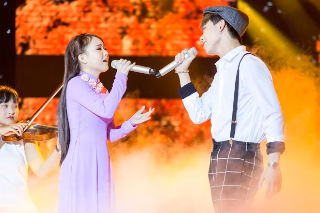 Cẩm Ly và Ngọc Sơn khen nức nở khi Erik song ca cùng Ý Linh 'Con đường xưa em đi' ảnh 3